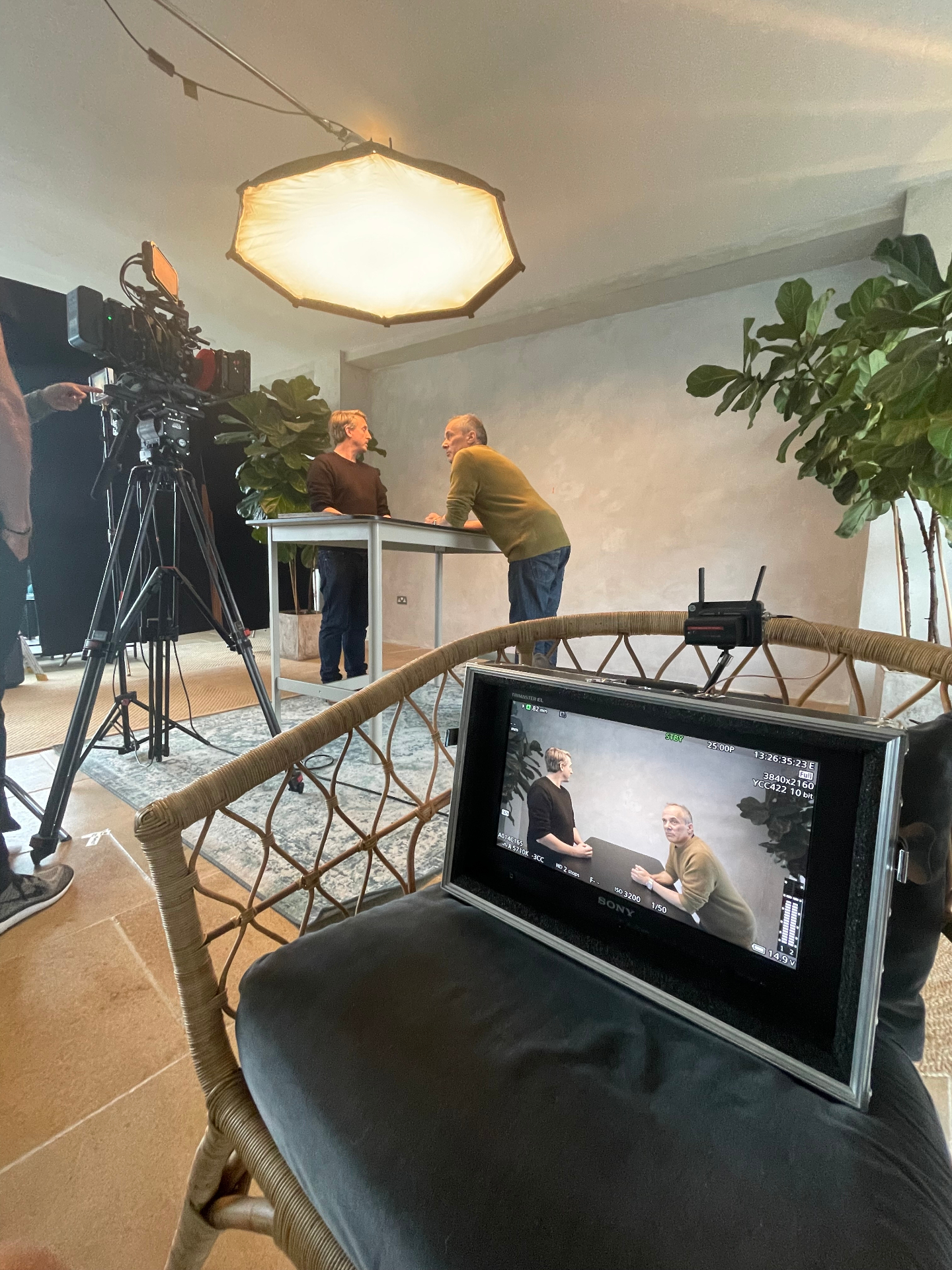 INTERVIEW - TWO-HANDER